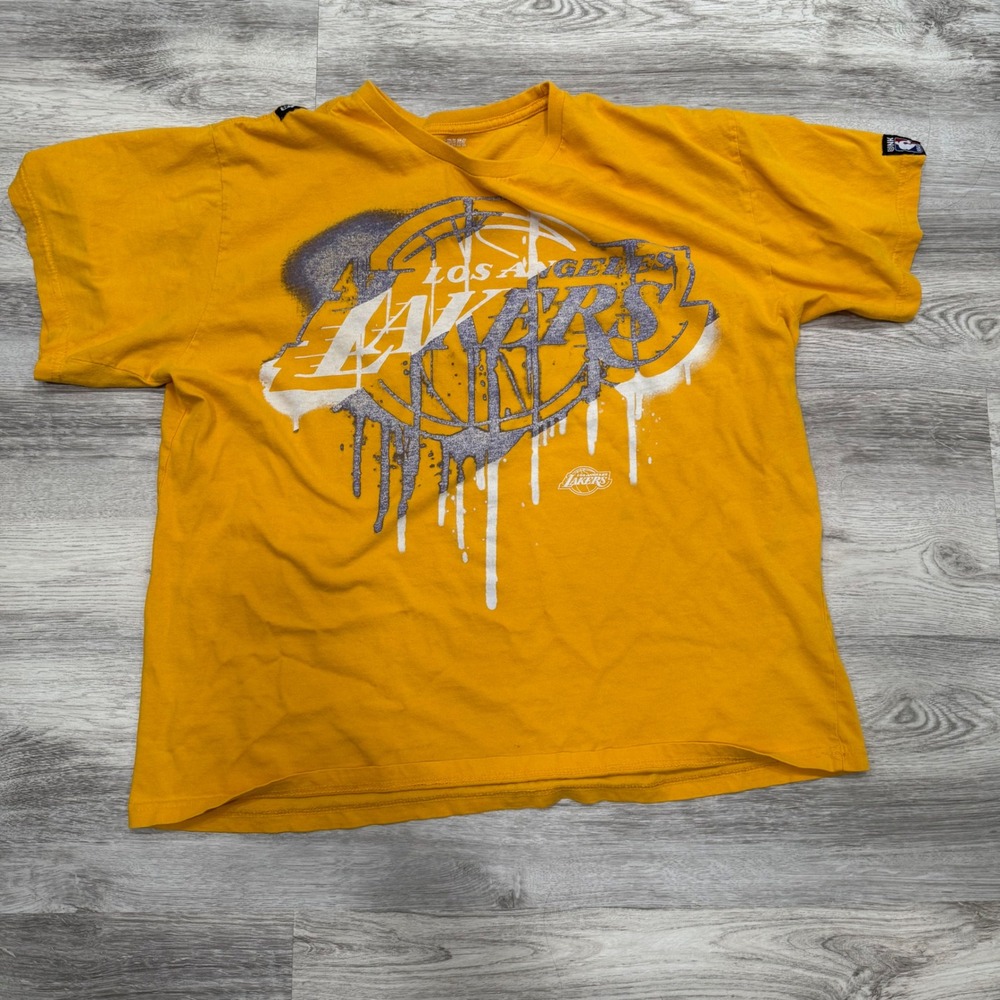 UNK NBA Los Angeles Lakers Graphic Tee T-Shirt Gold Basketball XL
